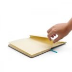 Cuaderno A5 Urban Hojas Blancas con Elastico - Imagen 3