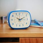 Reloj Analógico Vintage con Alarma - Imagen 7