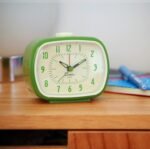 Reloj Analógico Vintage con Alarma - Imagen 11