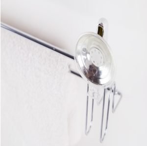 Toallero cromado con sopapa - Imagen 2