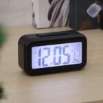 Reloj digital LED con indicador de temperatura - Imagen 6