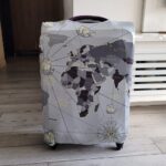Funda valija fulano y mengano 23K mapamundi gris