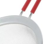 Colador metal 26 x 10 con mango de silicona - Imagen 4