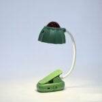Velador flor flexible broche luz doble - Imagen 7