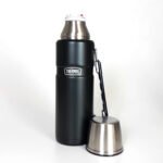 Botella Termo con pico cebador Thermos 1,2L - Negro - Imagen 4